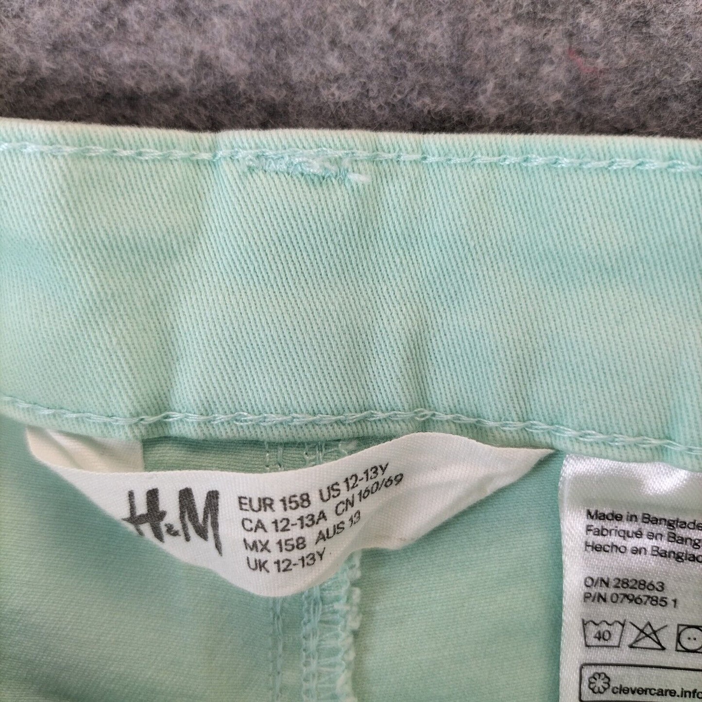 H&M Girls Green CottongPockets Shorts Size 12-13 years