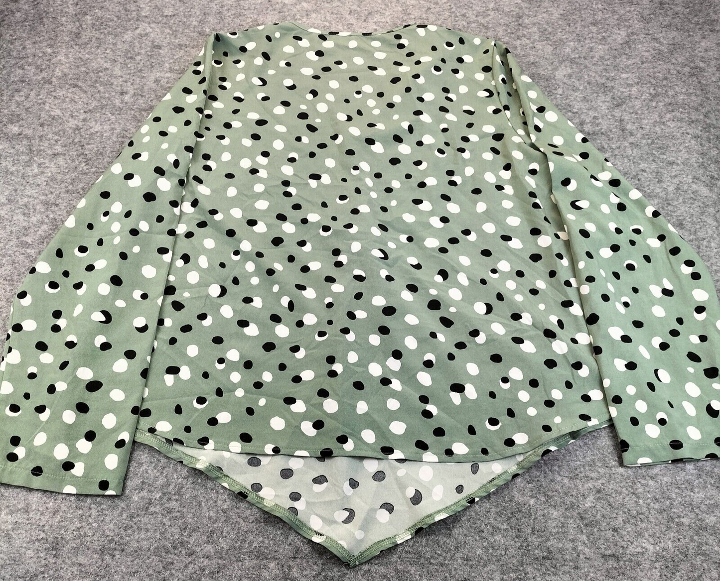 Womens Polyester Green V-Neck Long Sleeves Polka Dots Asymmetrical Top Size 2XL